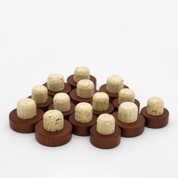 Tapón de madera hecho de madera natural sólida y corcho