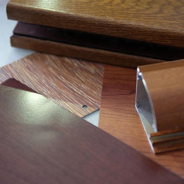 Покрытие порошка высококачественной сублимации передачи тепла низкопробное с красочным деревянным вальцовым зерн для алюминиевых профилей