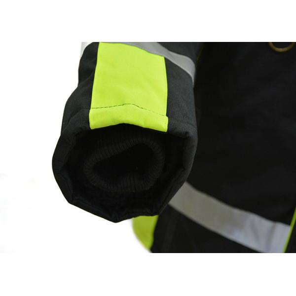 Water And Wind Proof Outdoor Clothing Two Pieces Jacket With Hood