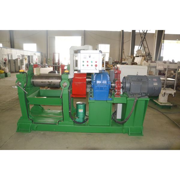 XK-300 Rubber Mixing Mill with Chilled Alloy Cast Iron Rolls Water Cooling and Auto Reversing Panel