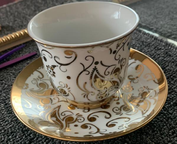 Fine PVD coating brings unique metallic luster on ceramic mug surfaces, enrich product appearance and add premium value for daily drinkware and gift sets
