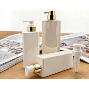 Customized Plastic Bottles 300-800ml PET Square Bottle With Pump