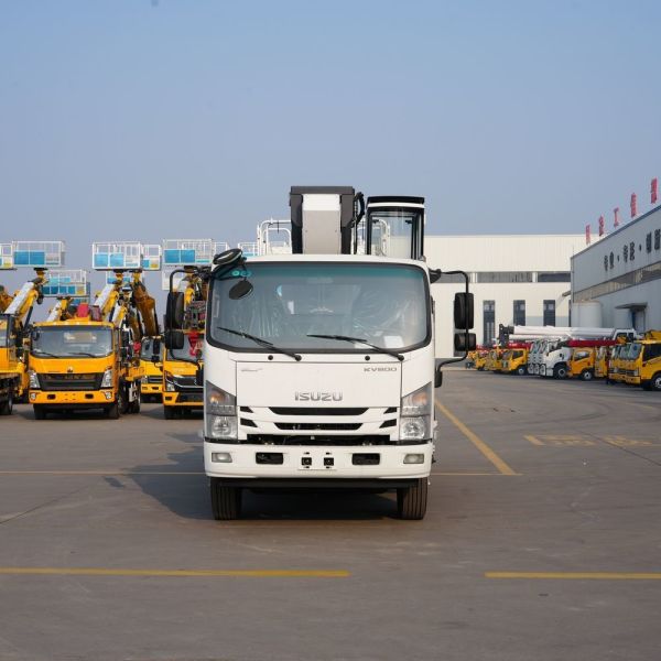 Isuzu 28m Aerial Work Platform High-Altitude Working High Platform Operation Truck
