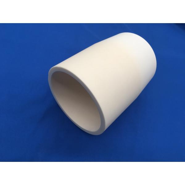 Cylinderical Corundum Crucible , Alumina Ceramic Crucible Anti - Corrosion Resistance