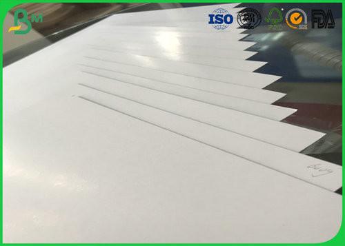 A polpa 100% de madeira do Virgin C2S revestiu o branco lustroso da placa frente e verso em 400gsm a 1000gsm