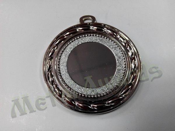High End Custom Engraved Medals Metal Material 50MM Diameter Multi Colored