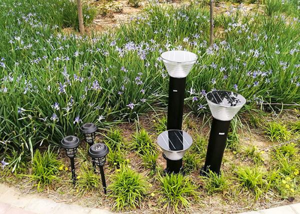 Yard Spike Solar Lawn Lights 3100K Aluminum 5W Outdoor Solar Landscape Lights