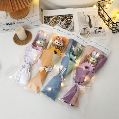 Stella Lou Savon fleur Bouquet de poupée de respiration de bébé Décoration Ornements incontournables pour la fête des mères et la saison des diplômes