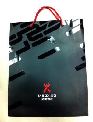 Garment paper shopping bag