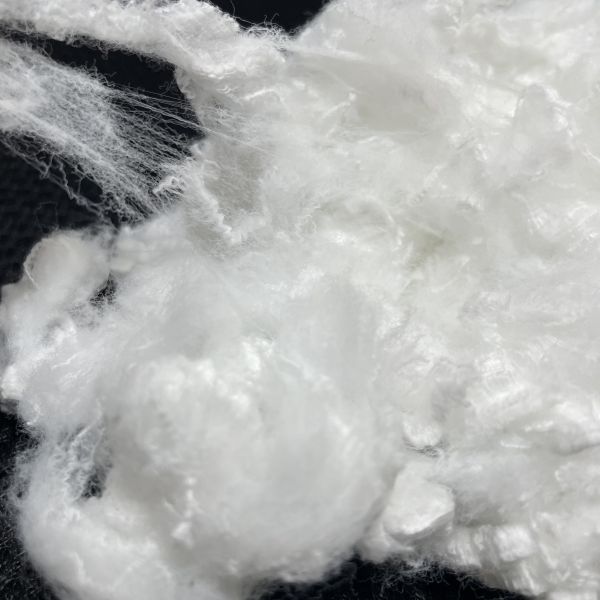 High Whiteness PET Fiber 2D×38mm Soft Stable for Textile Production Specifications can be customized