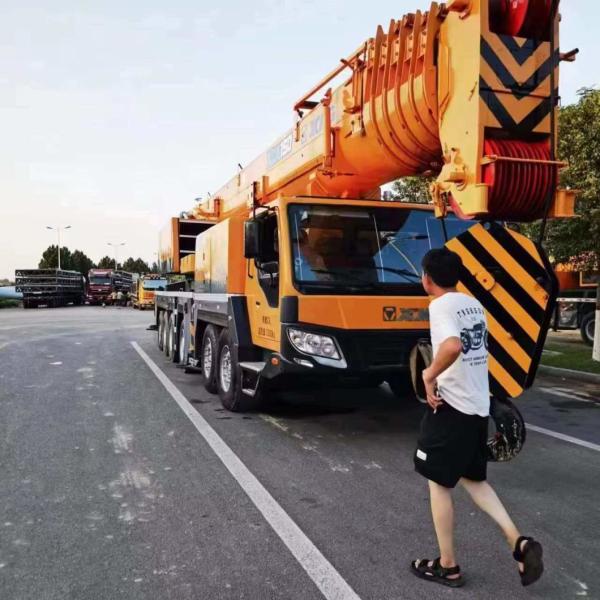 130ton Truck Crane Truck-Mounted Telescopic Crane Terrian Mobile Crane Lifting Equipment