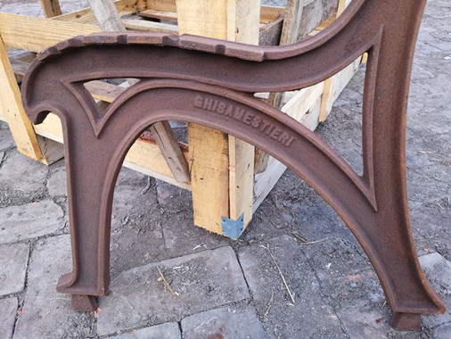 Long Outdoor Wooden Cast Iron Bench Seat Ends For Street Furniture
