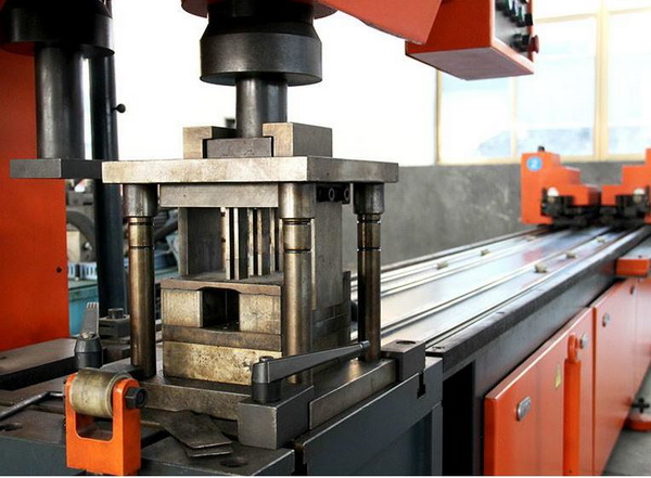 Гидровлический промышленный пробивать пробки цилиндра машины пунша отверстия