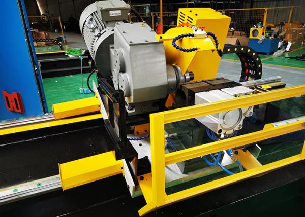 60mm Cold Cut CNC Square Tube Cutter 1500mm Flying Saw Machine