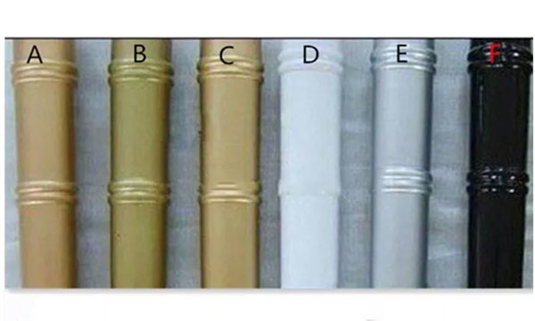 Silla blanca de Chiavari del banquete del oro del metal de las fuentes que se casa con el amortiguador para el acontecimiento