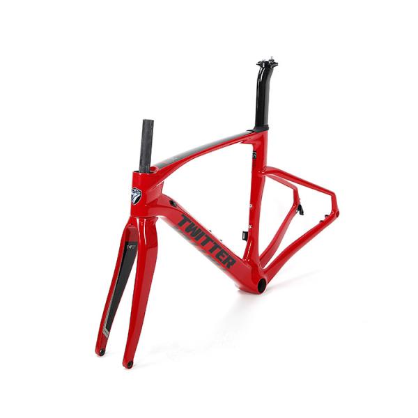 Durable T900 Carbon Road Bike Frame Lightweight Smooth With Disc Brake Inner Cable