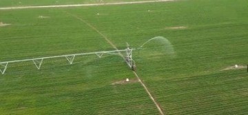 Center Pivot Farm Irrigation System Remote Monitoring Metal Super Pivot Agriculture Irrigation Solution with Tower