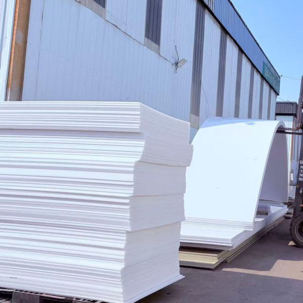 High Electrical Insulation Polypropylene Plastic Sheet Offering Smooth Surface Ideal for Electrical Engineering and Industrial