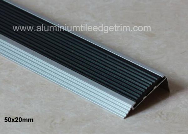 Exterior Metal Aluminum Stair Nosing , Laminate Stair Nose Trim Right Angle Type