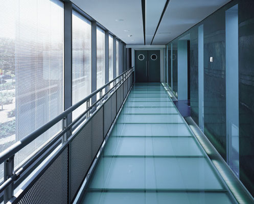 GB15763.2-2005 Standard 12.76 mm Laminated Float Glass with Flat Polished Edge Work