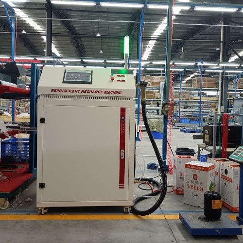 CM8600 холодильная зарядная машина