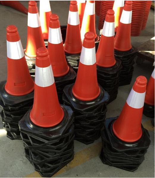 Brazil Standard Duty 30inch PVC Traffic & Parking Lot Safety Cone