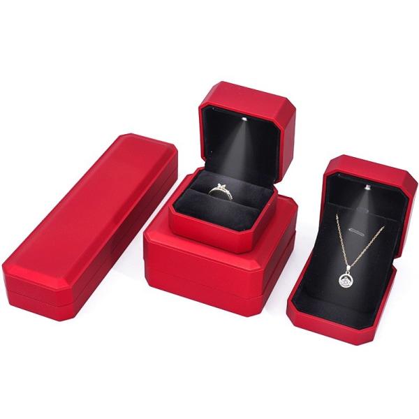 Luxury Jewelry Display Box with LED Light and Custom Logo Red Paint Finish 10*10*5cm