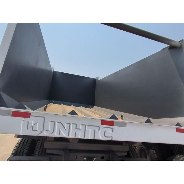 336 лошадиных сил HOWO Дампер 6x4 Приводный колес