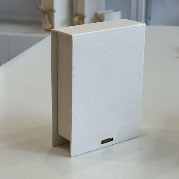 Luxury Book Shaped Jewelry Box Magnetic Flip Top With Silk Bow Premium Gift Packaging For Necklaces Bracelets