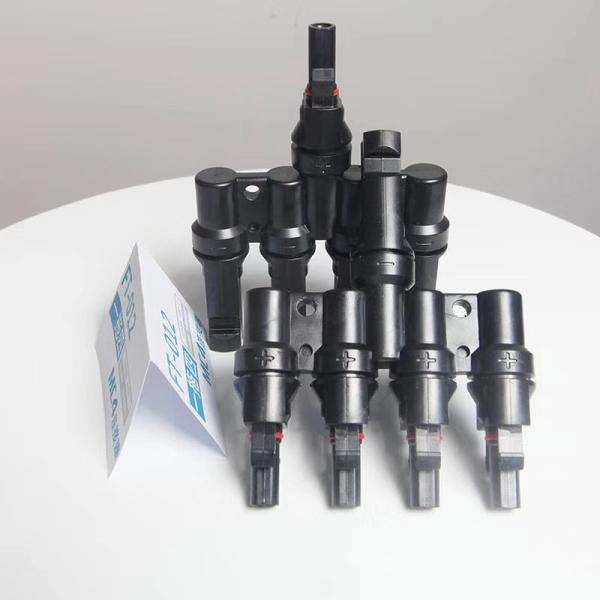 T Type Male & Female PV Branch Connectors 4 to 1