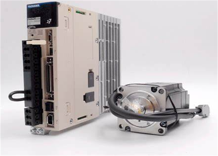 Совсем новый сервоусилитель Yaskawa SGDS-50A12A 5000 Вт в оригинальной коробке
