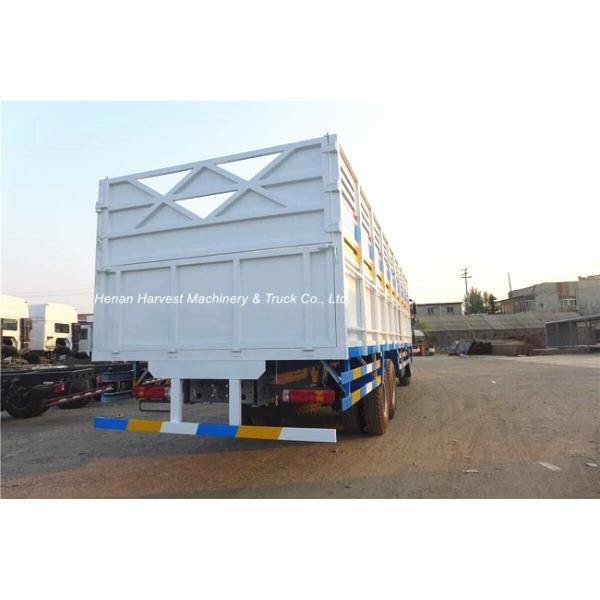 12R24 тележка груза покрышек 371hp 6x4 Sinotruk 9500x2300x2300mm Howo