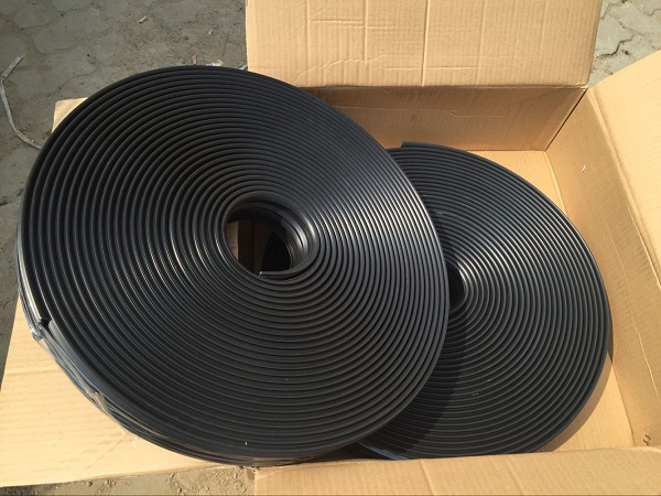 EPDM Rubber Seal Strips For Glass Balustrade U Channel Top Handrail