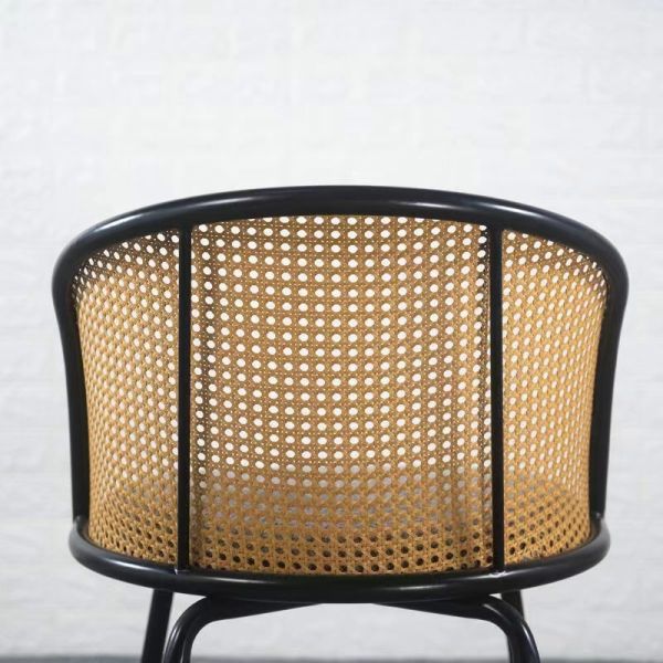 Outdoor Furniture Garden Rattan  Dining Chair and Table for Dining Restaurant
