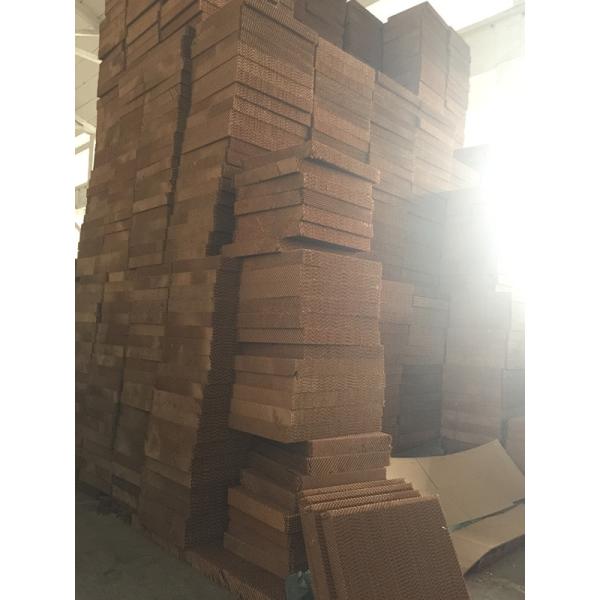 Shutter cone exhaust fan for workshops