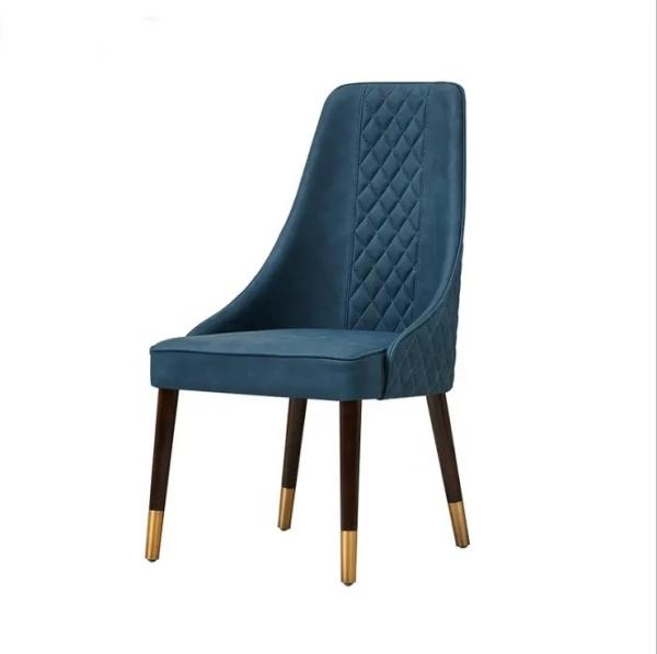 Silla de comedor moderna de cuero de PU con patas de madera