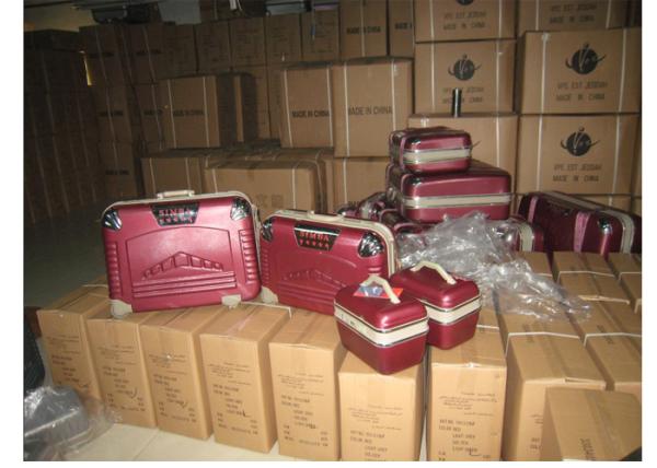 21 / 24 / 26 Inch Women ' s 3 Piece Luggage Sets With Oxford Cloth Lining