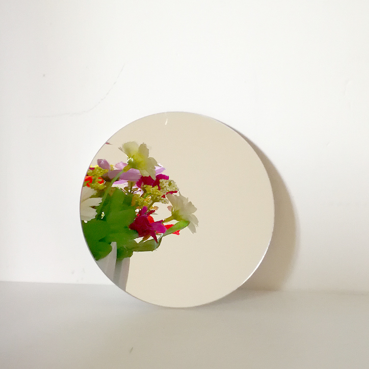 Thickness 2.65mm Acrylic Silver Round Mirror Laser Cut  Size 285mm