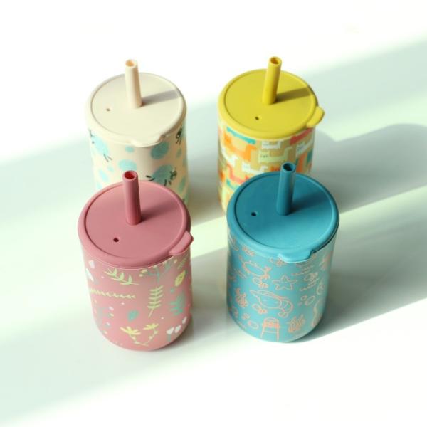 Copo de bebida de silicone com palha para formação do bebê livre de BPA Copo de silicone de qualidade alimentar impresso