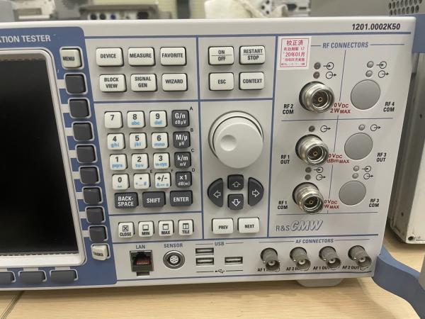 Rohde & Schwarz RF Communications Test Set CMW500 K50 3.3 GHz 8 Port Wireless Device Production Tester