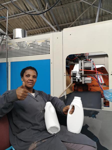 Plastic Laundry Bottles Extrusion Blow Moulding Machine High Speed