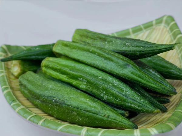 Vácuo orgânico fresco e natural Fried Okra da baixa temperatura dos petiscos dos vegetais secados