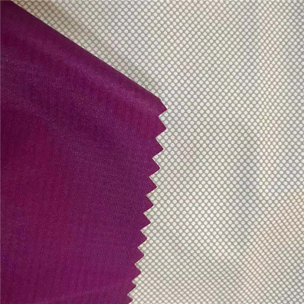 Ткань выключателя ветра Pongee Ripstop 100% полиэстер с Breathable основой пленки 75D*75D 90gsm 150cm водоустойчивым