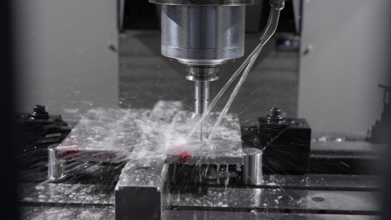 3 Axis CNC Vertical Machining Center LS-1270L Precision Cutting Equipment 15kg