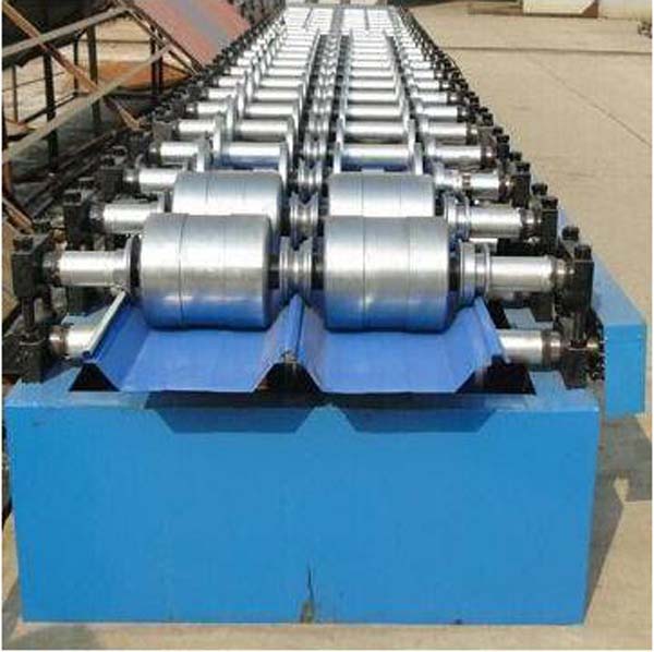 Гидровлический алюминиевый крен шва положения цинка формируя машину для панели крыши