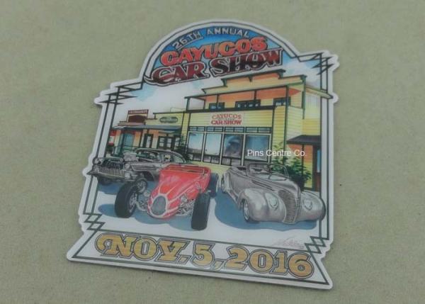 Brass Stamped Soft Magnet Fridge Souvenir Badge , Customized Metal Car Emblem