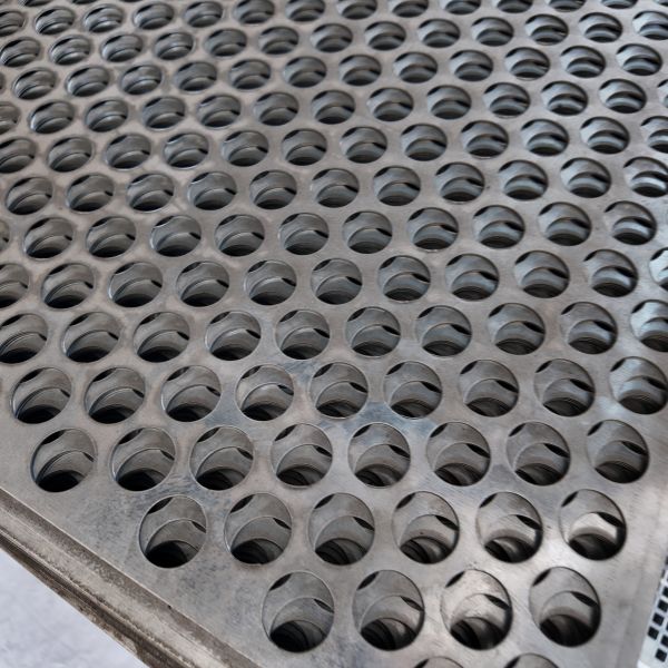 1mm Thick Plum Blossom Architecture Perforated Metal Sheet Decoration