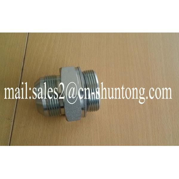 DIN 24 degree cone sleeve type hydraulic fitting
