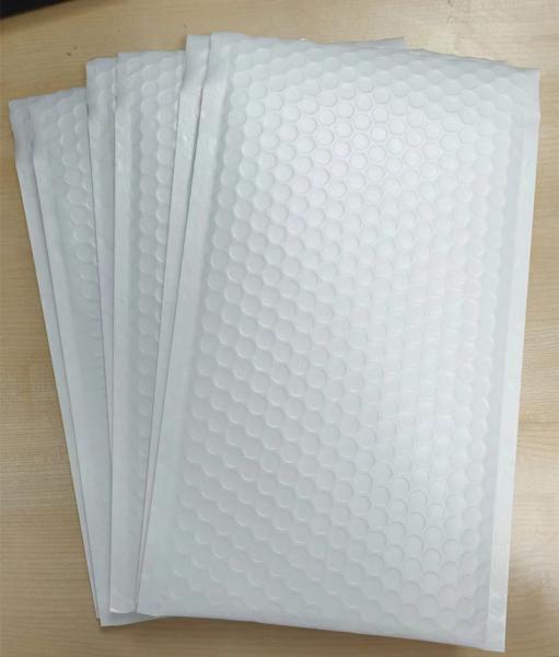 Eco-Friendly Pearlescent Film Bubble Bag Sustainable Packaging for Your Products