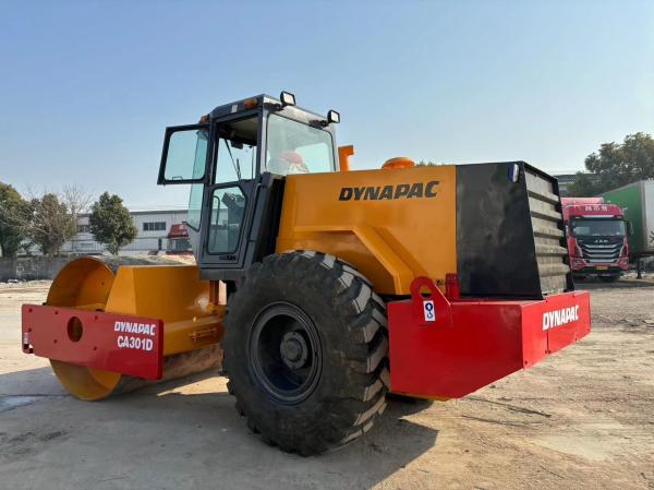 Road Base Compaction Dynapac CA301D CA30D CA25D Single/Double Drum Roller at Affordable